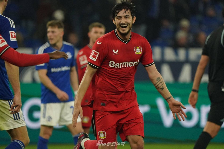 更凭借出色 更凭借出色