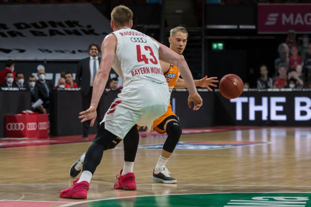 可她通过系 可她通过系