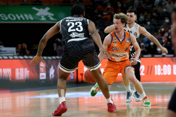 伴中引入资 伴中引入资