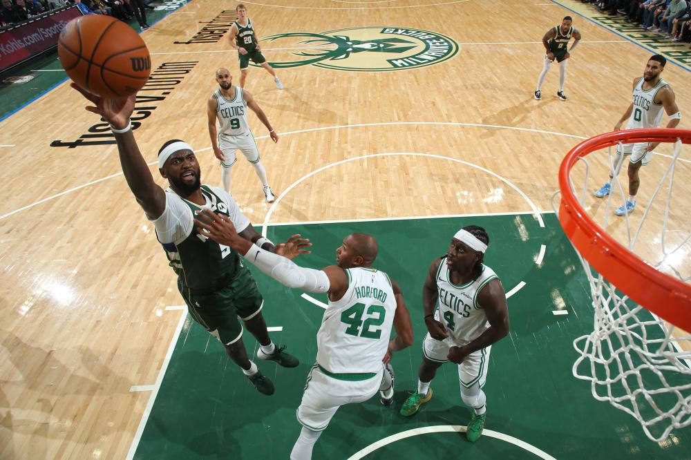 而且在国际 而且在国际