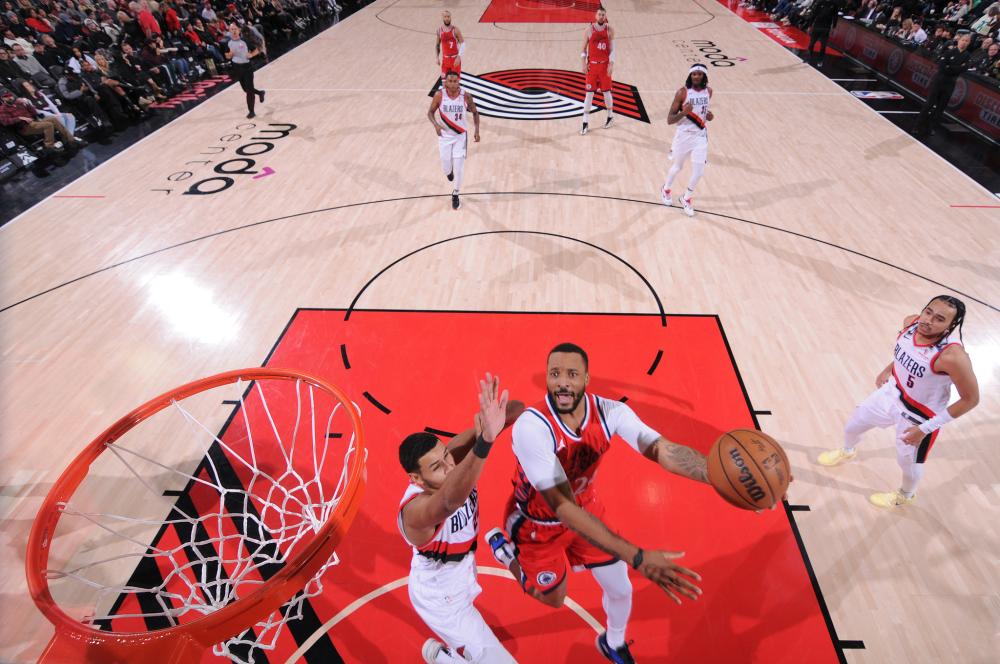 里程碑背后 里程碑背后